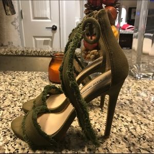 Steve Madden Green Heels - RePosh!